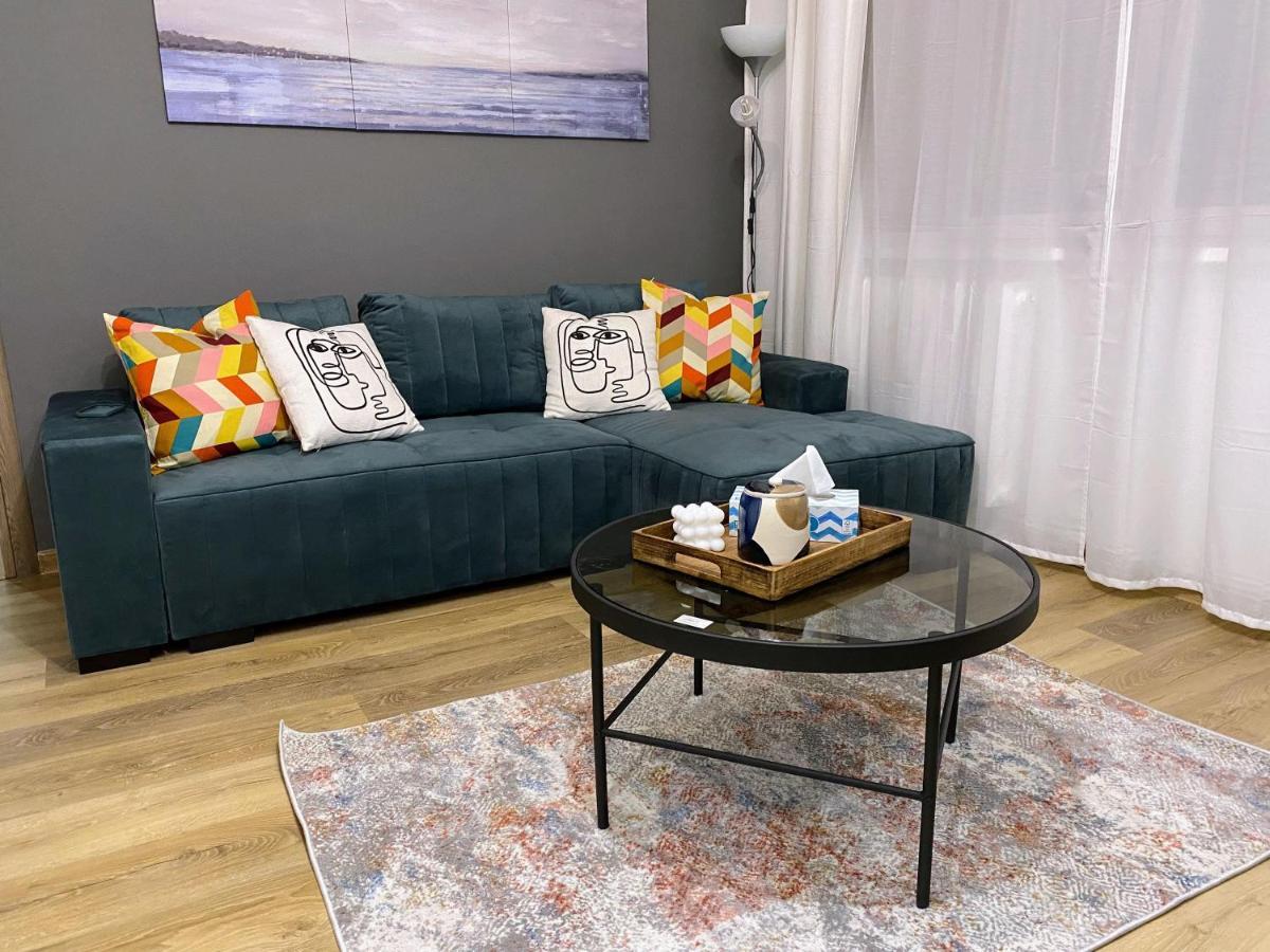 Central Cozy Apartment North Railway St - 4 Min Walk Bucarest Extérieur photo